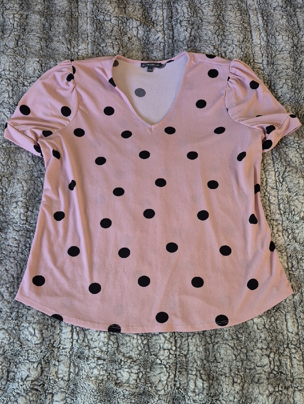 Adrianna Papell 🖤 Pink Polka Dot V-Neck Short Sleeve Top (714)